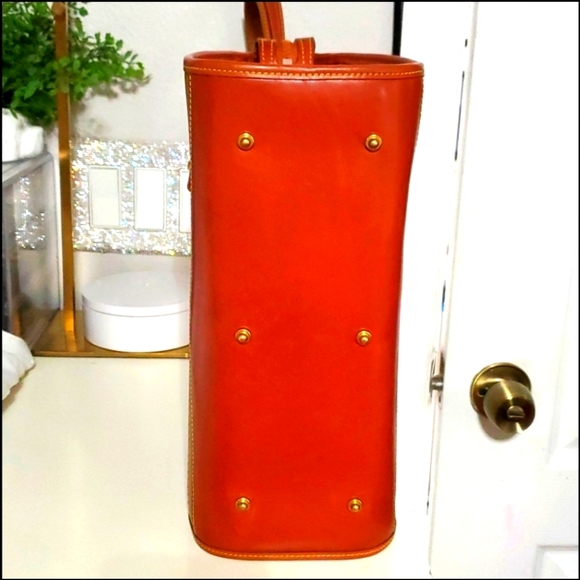 NWOT DOONEY & BOURKE CABRIO LEATHER DOT SHOULDER BAG - Picture 7 of 17